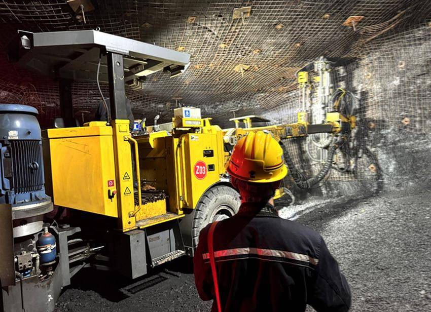 数字赋能，点“石”成金！新质生产力点燃保康矿业经济“新引擎”