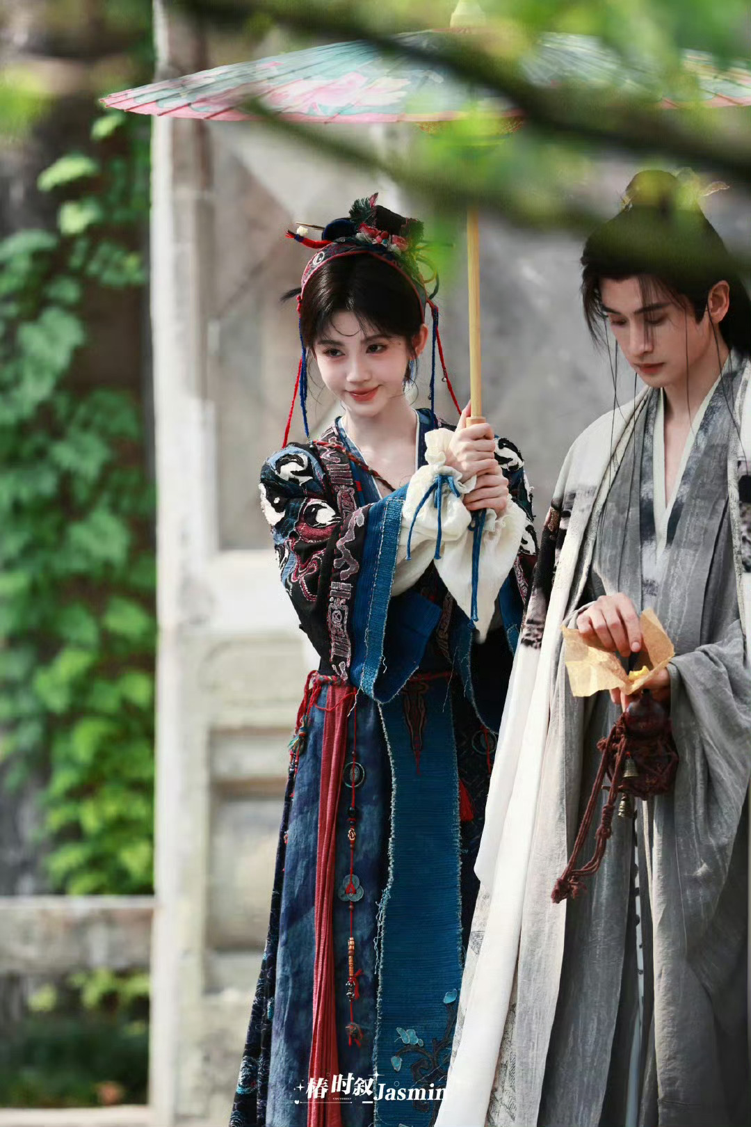 鞠婧祎  jjy鞠婧祎来战 jjy鞠婧祎阿黛 我们是漂泊的雪，脸颊的泪，和温热的