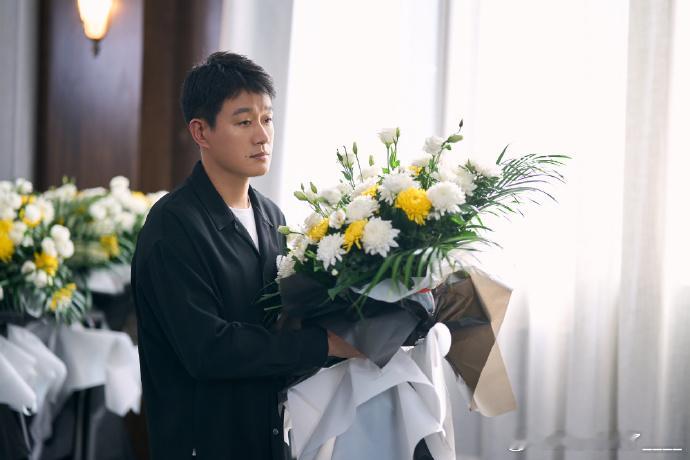眼泪收割机认证！这哭戏绝了，如我爸喝醉吐槽般真实，秋裤扎衣的演技，把成年人崩溃那