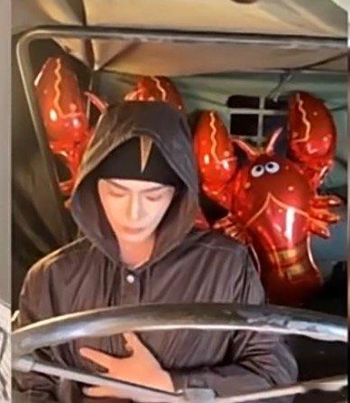 丁禹兮是不是吐了丁禹兮真不舒服了 丁禹兮真不舒服了，好像吐了南部档案到底播不播