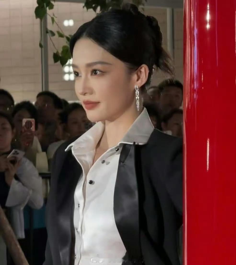 阿玛尼活动李沁生图 ​​​