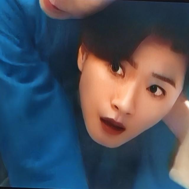 央视热播剧《八千里路云和月》里，七哥护送中共地下党员曾雪飞转移，在码头壮烈牺牲，