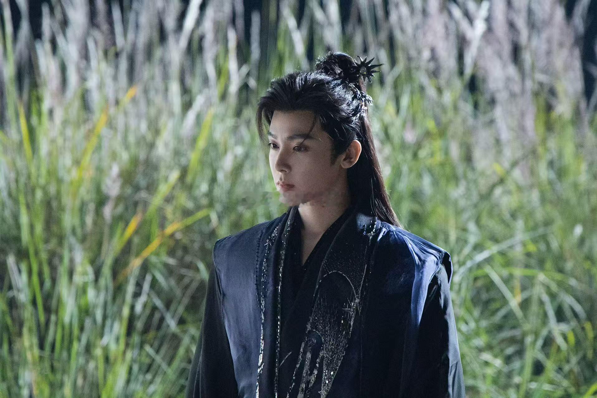 侯明昊[超话]花少6小团体好明显 入青云好看的，吃这种不确定的瓜还不如看剧 ​​