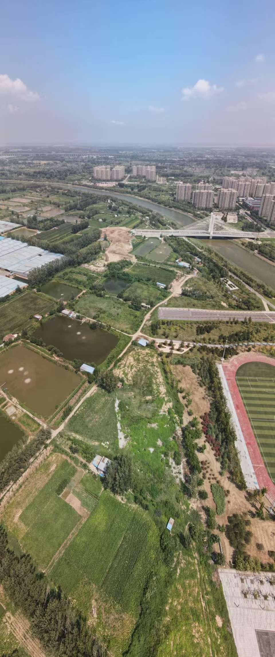 郑东新区白沙组团芦医庙大街北延启动！
不容易啊，这条主干道终于启动了，只不过分了
