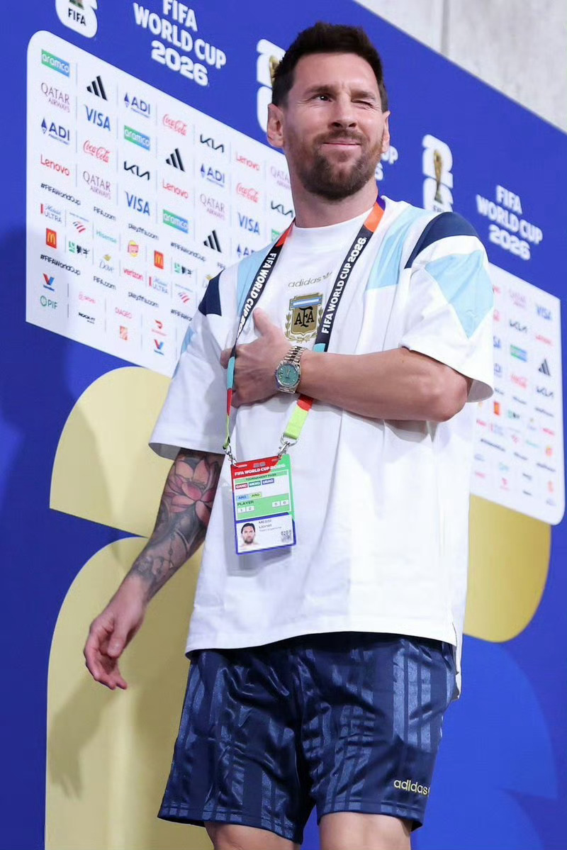 梅西 梅西国家队200场来了 是梅西的第200场阿根廷队比赛，是所有梅西球迷的第