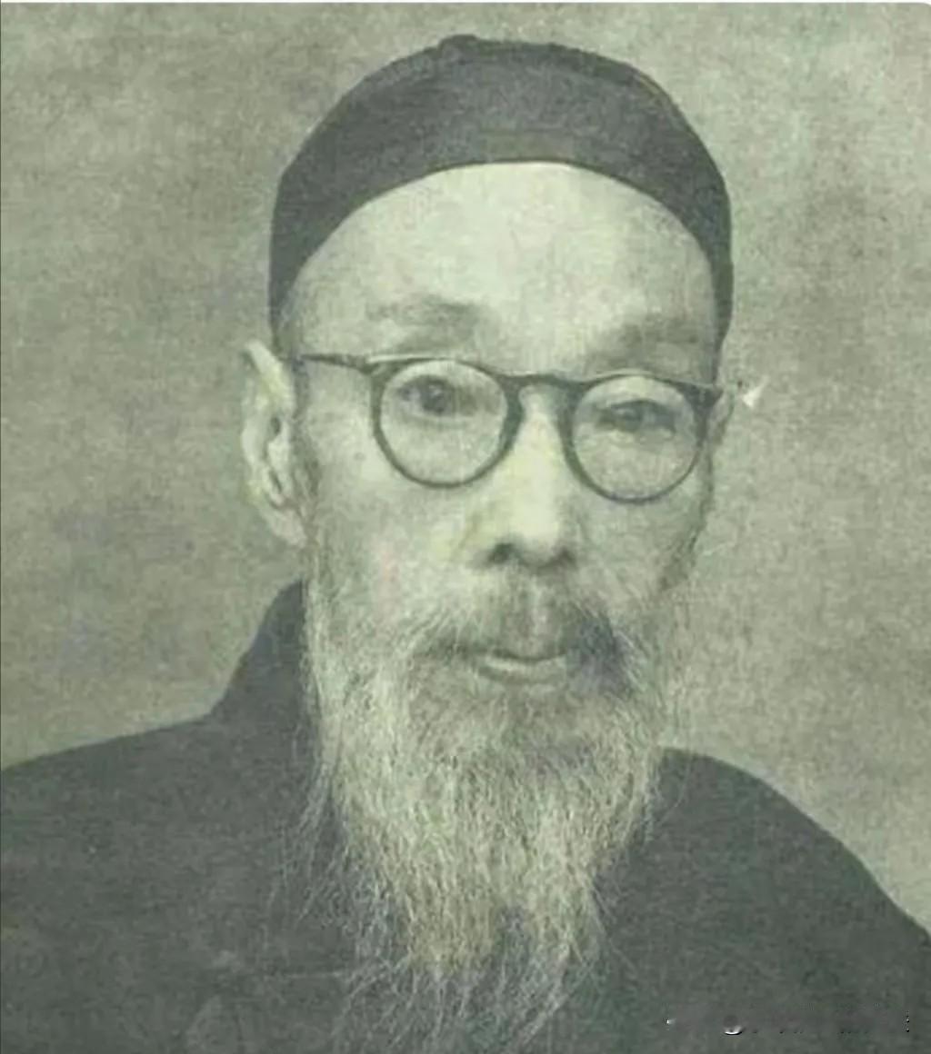 1935年,毛泽东大渡河陷死局，这时，李富春跑来说：“主席，一名晚清90岁秀才，