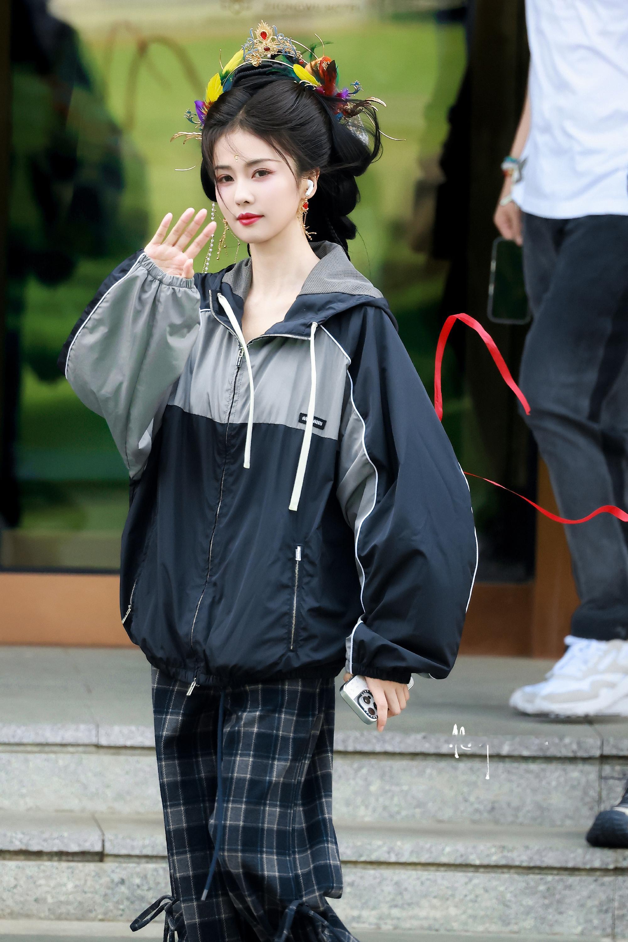 白鹿凤凰神女  好漂亮啊​​​