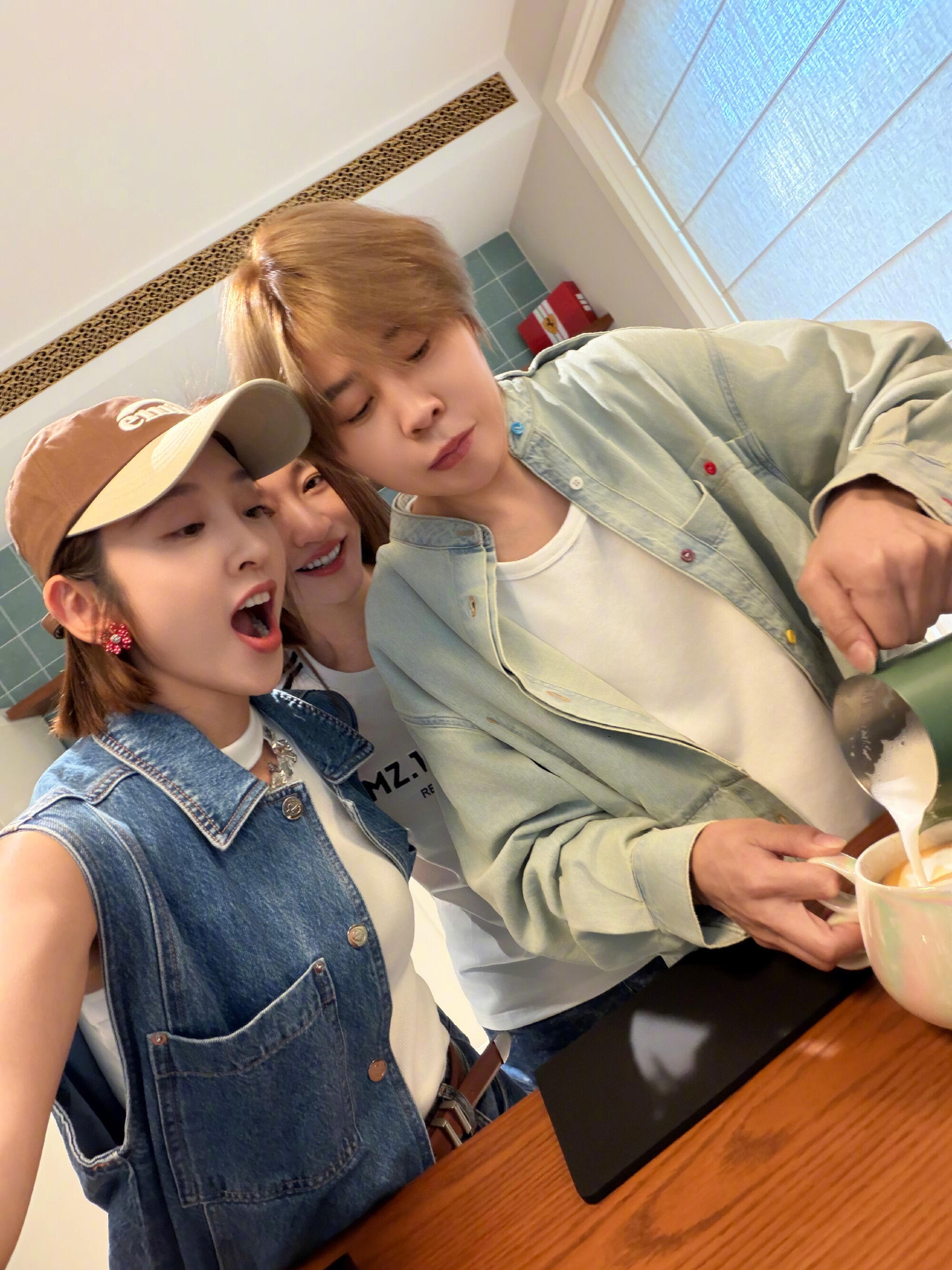 心愿便利贴一直在贴贴诶👩‍❤️‍💋‍👩 ​​​