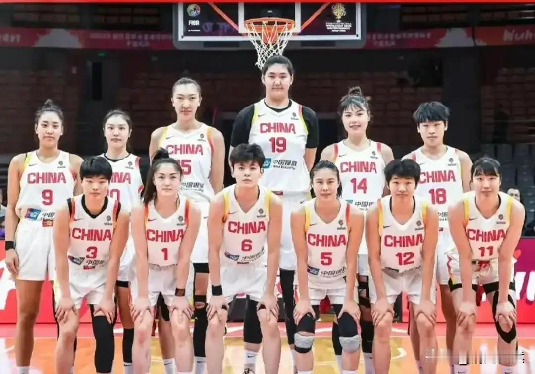 中国女篮有望再创辉煌！
2026女篮世界杯分组抽签揭晓，中国女篮与美国女篮、意大