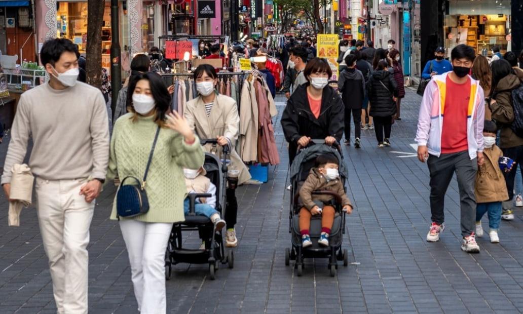 韩国生育率突然上来了，这是因为，韩国终于发现了解决单身男性结婚难题，到底症结在哪