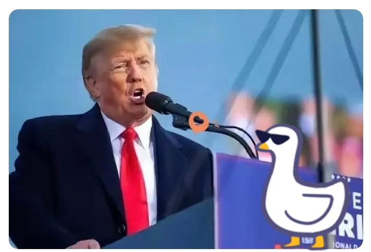 特朗普傻眼了，
就在他出售武器装备给台海，中国首次以“武力”威慑美国，中国公开表