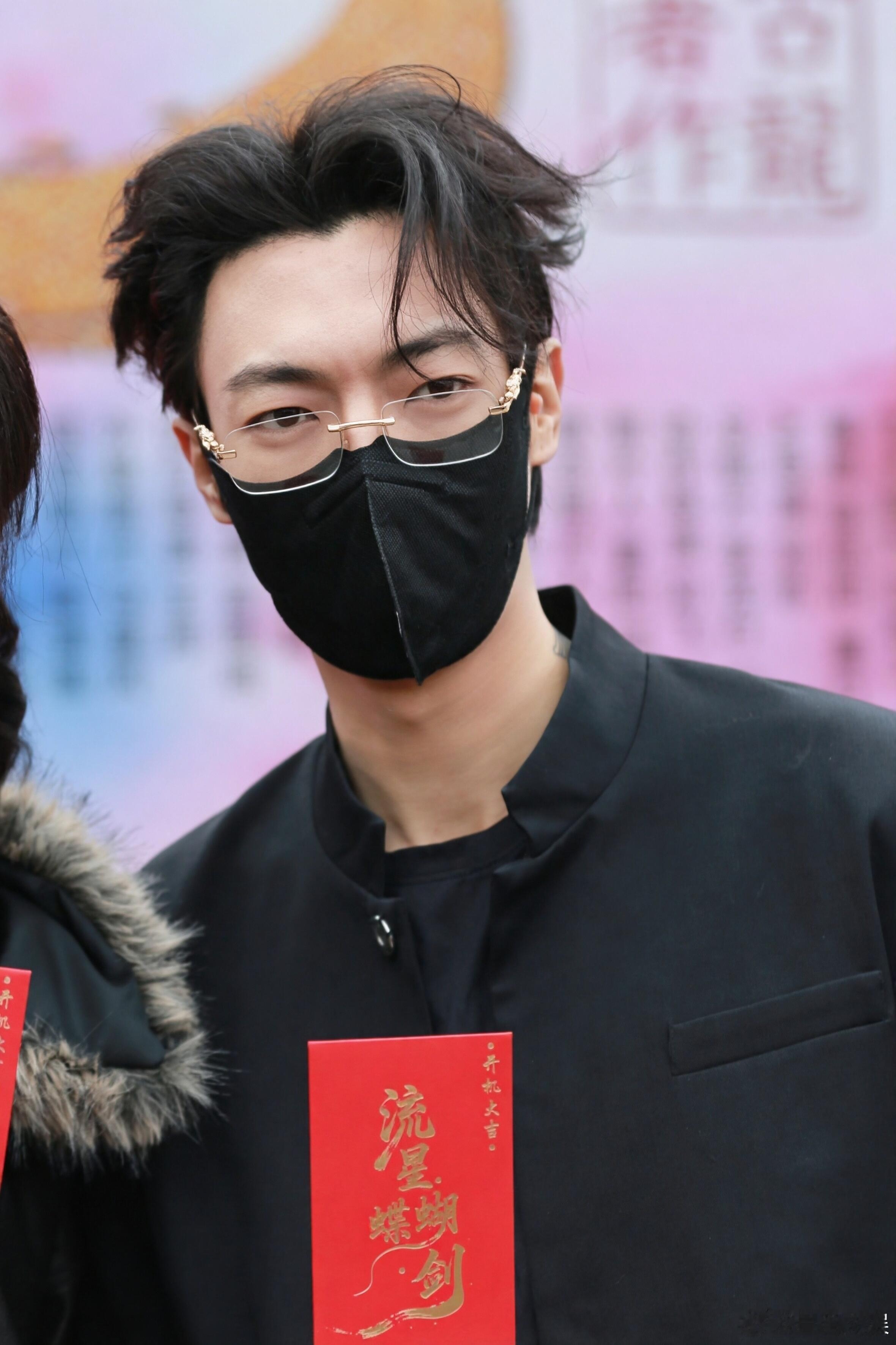 卜凡进组拍戏卜凡进组了 卜凡进组拍戏，下山了？ 