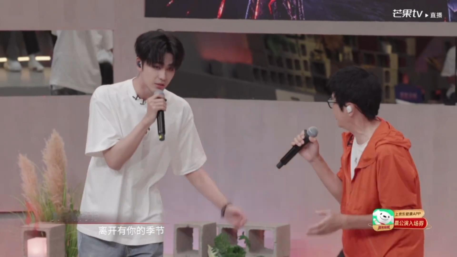 孙楠曾辉张卓尔二公小考孙楠曾辉张卓尔一路向北小考张卓尔的vocal实力藏不住🔥