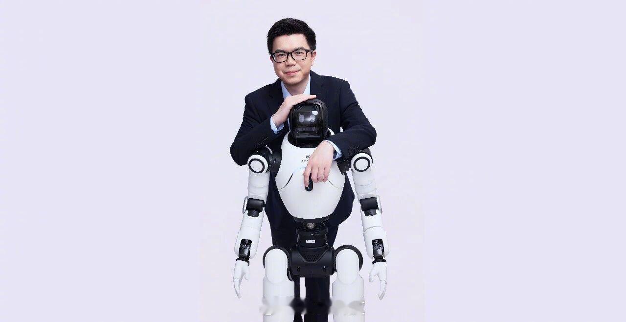 【稚晖君获中国青年五四奖章】4月27日，2026年度中国青年五四奖章暨新时代青年