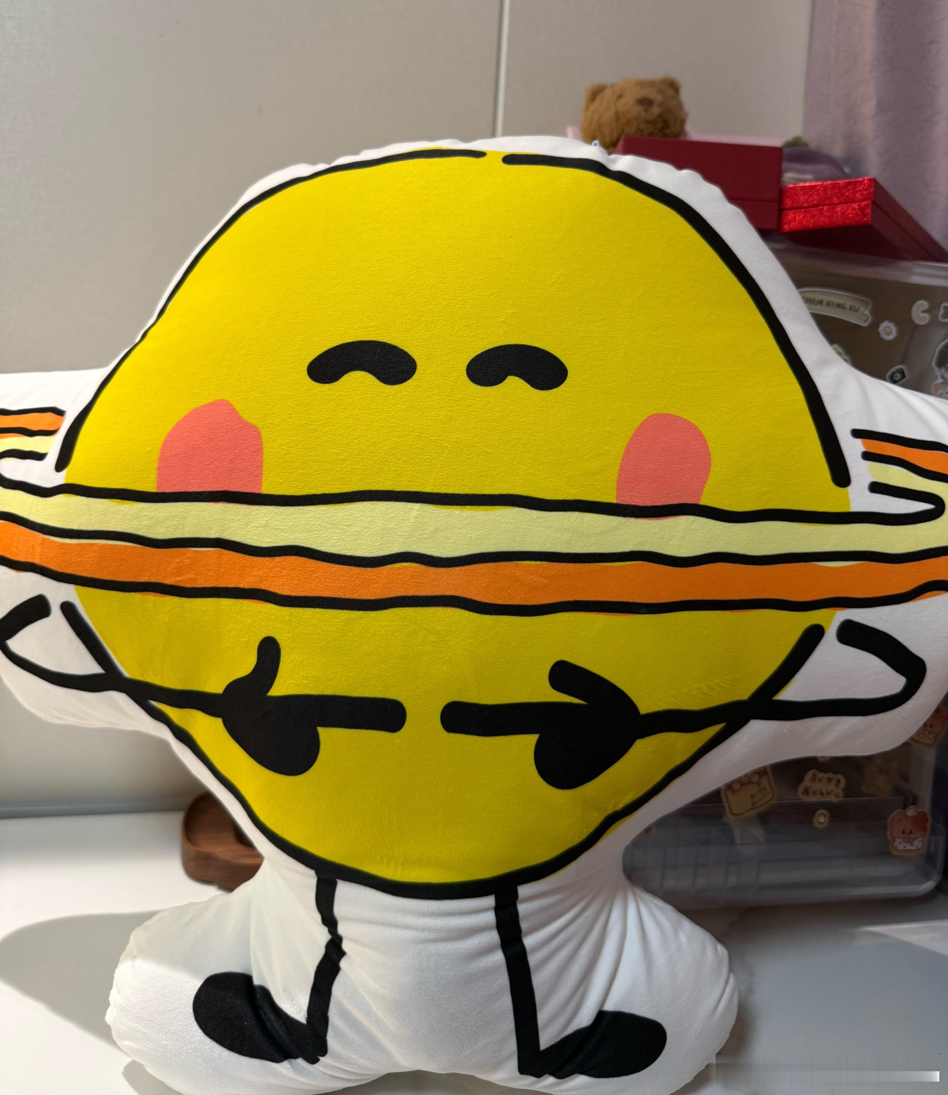 还是很有性价比的土星抱枕 