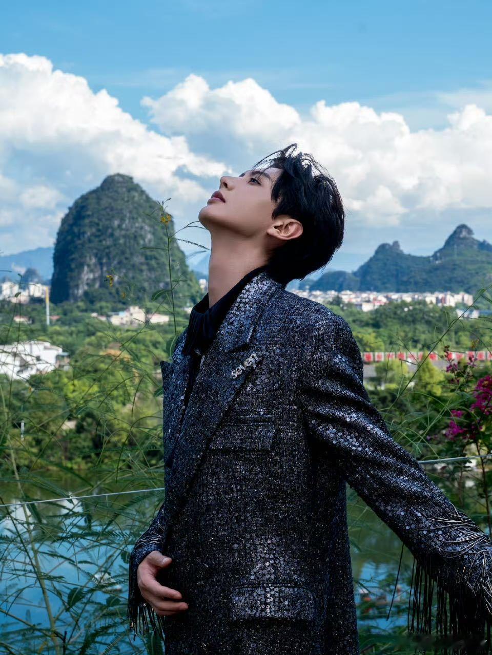 何健麒5G冲浪实锤了！现在观众对帅的定义都变了，感觉对了才叫真帅 