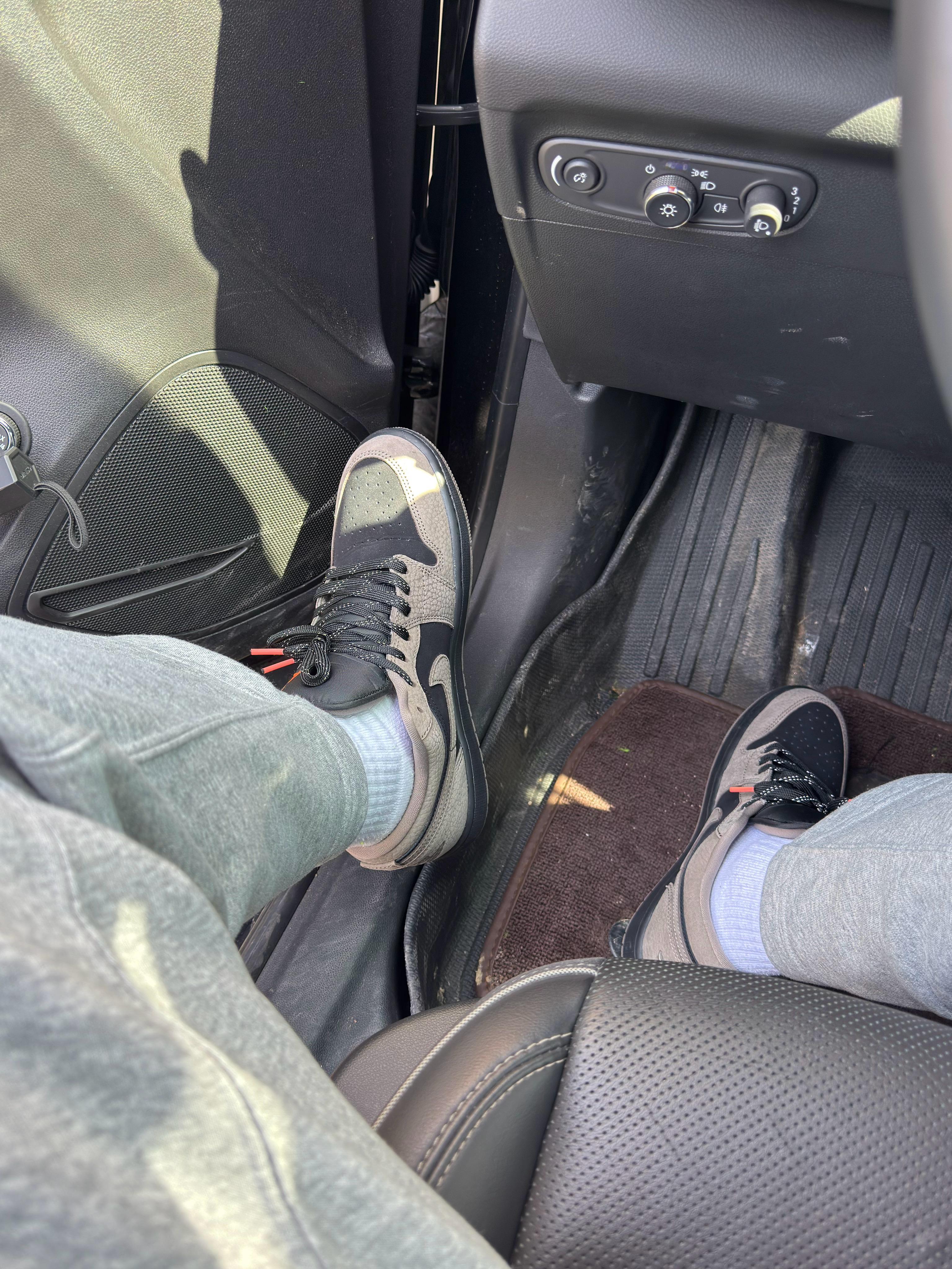 车咋么这么脏💩……我的日常plog 打球去了 