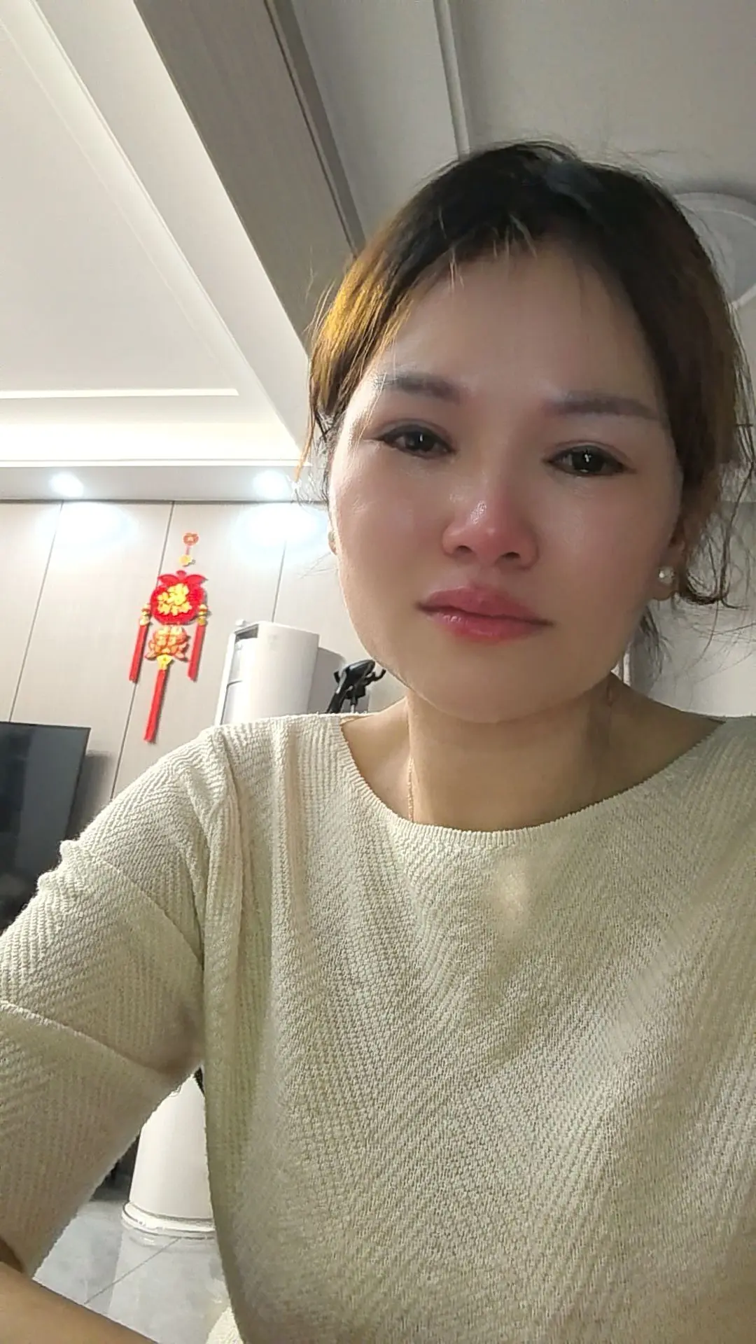 孩子上学了，翻看旧照片，一首音乐瞬间红了眼眶。转眼你离开已有四年有余。...