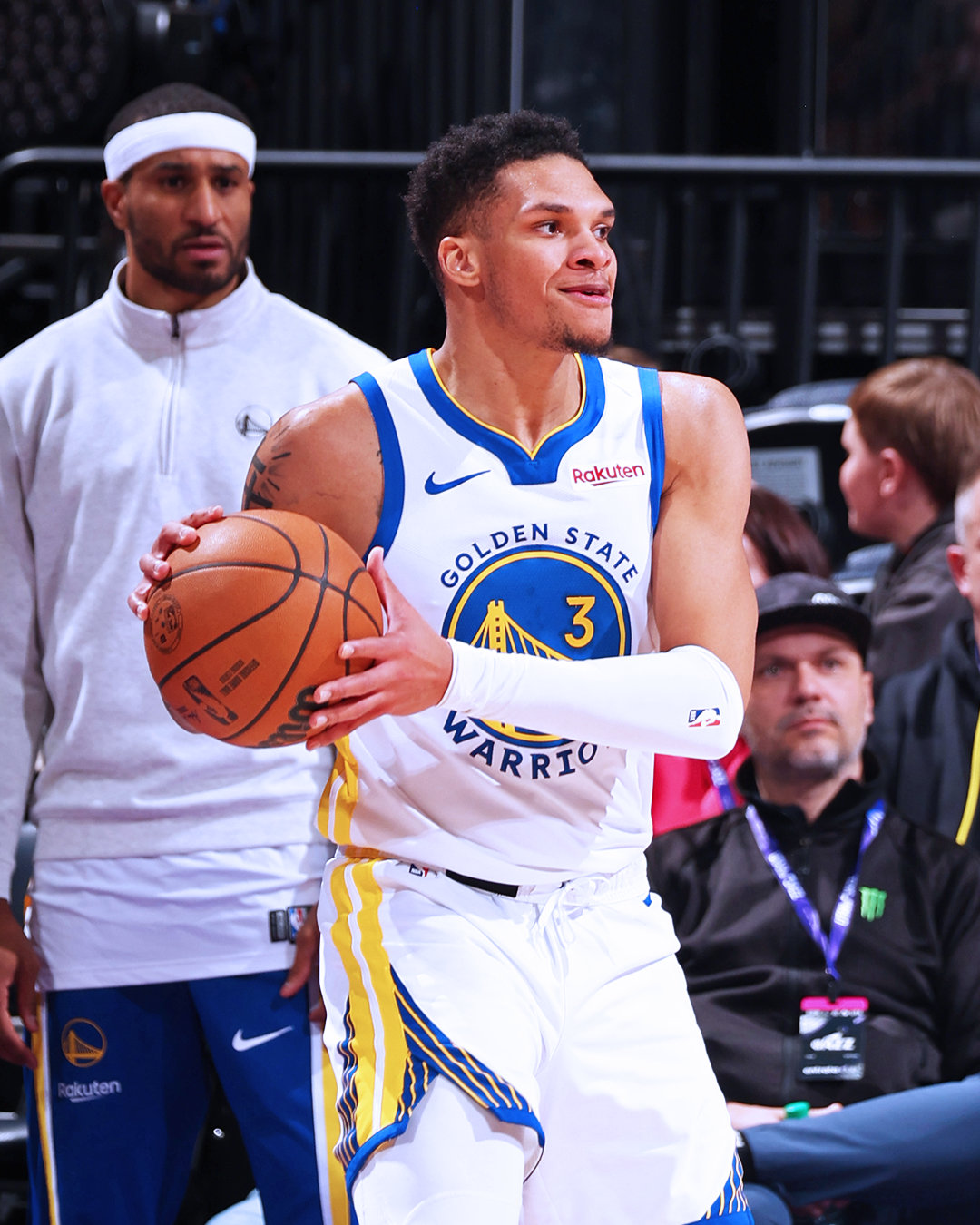 理查德13分，5篮板，3助攻，3抢断。勇士战胜爵士