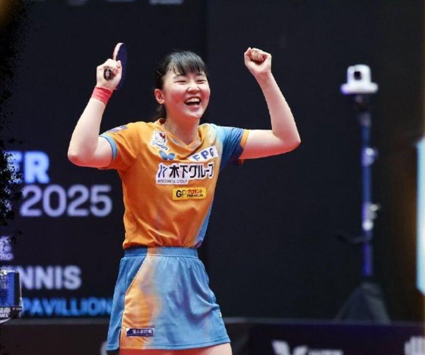 4-2！17岁张本美和举双臂大笑庆祝！