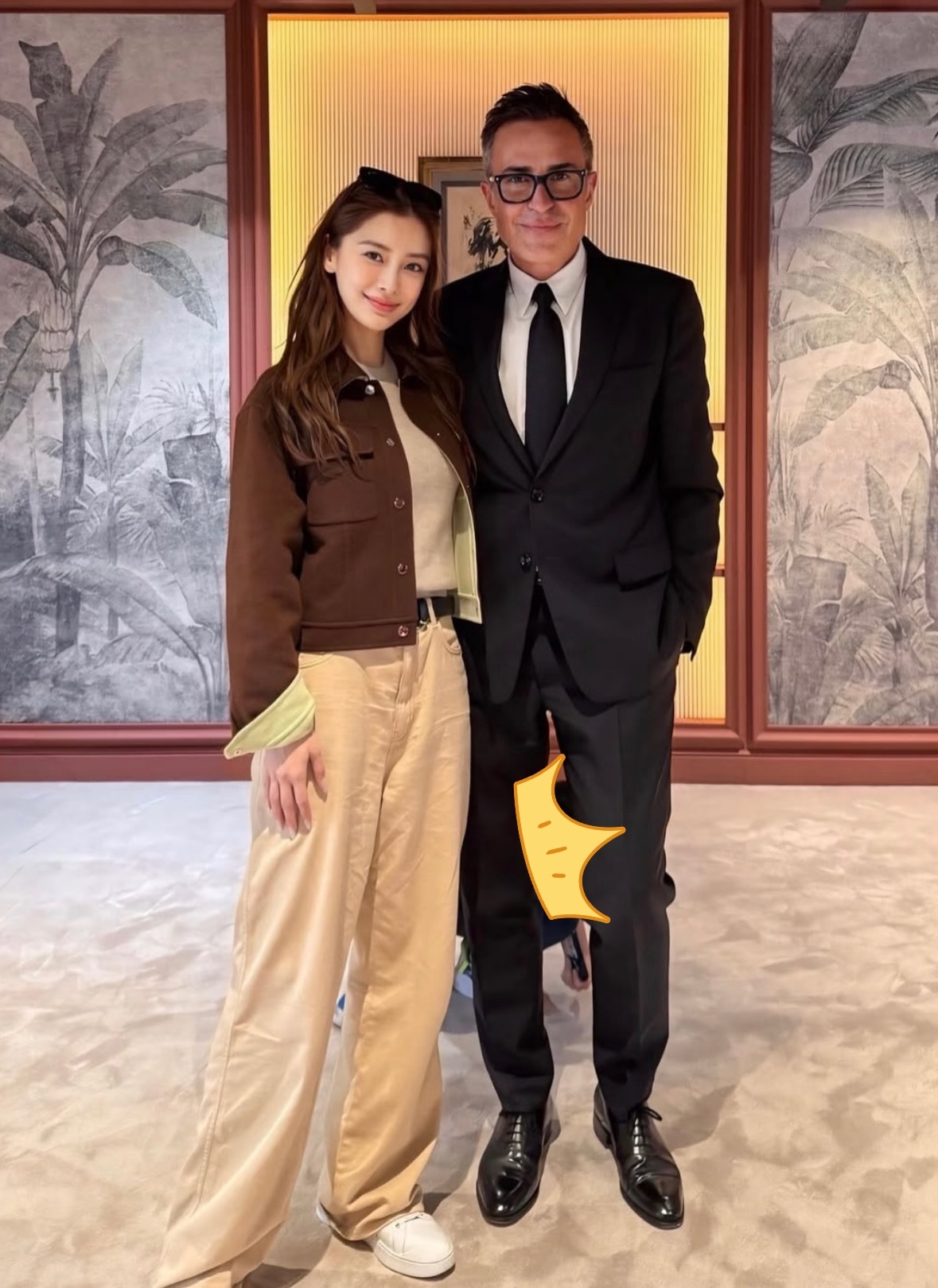 爱马仕总监晒与angelababy最新合照每次鼻姐出国都会光顾爱马仕[耶] ​​
