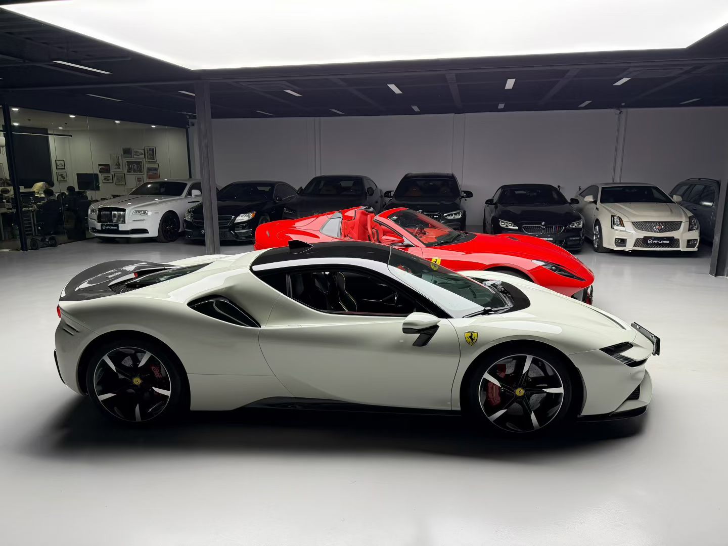 我每天很内耗不知道开哪台出门。😖 