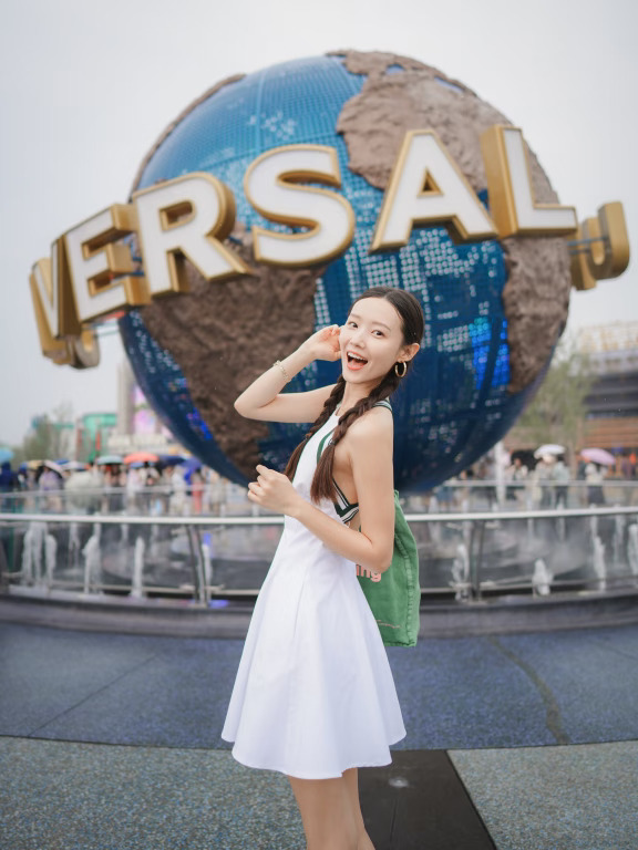𝙐𝙣𝙞𝙫𝙚𝙧𝙨𝙖𝙡 𝘿𝙖𝙮🌍快乐的会冒泡