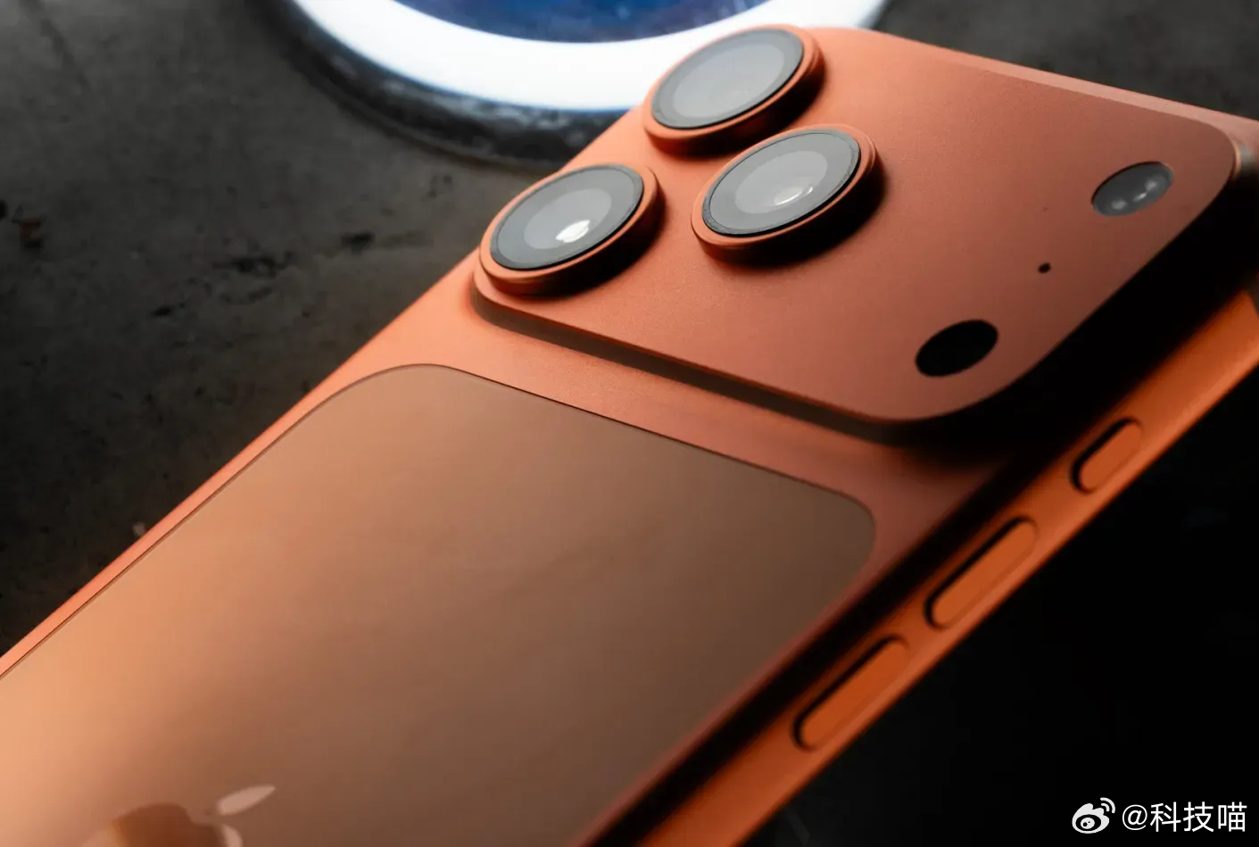 用苹果手机，开特斯拉汽车，逛山姆超市，大家实现了几个？ ​​​