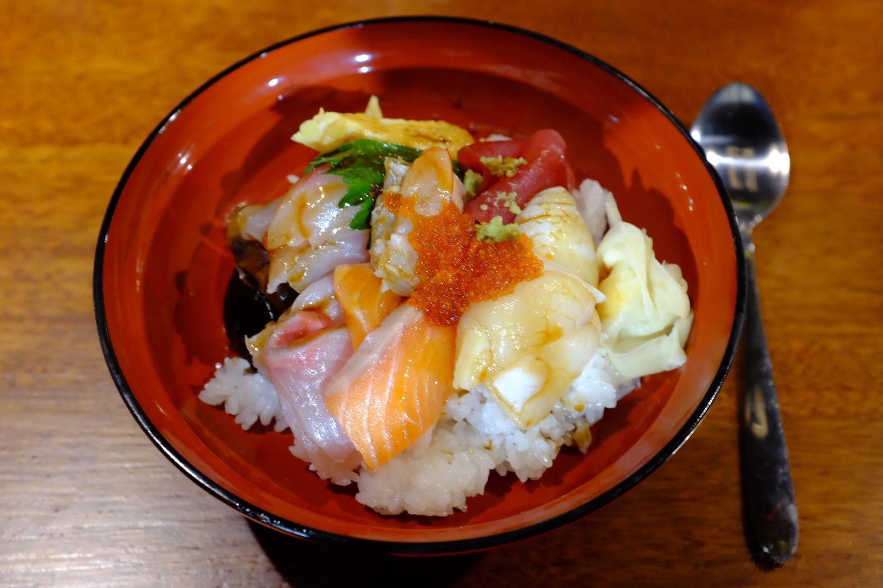 大舅舅来了，晚上大家一起在雄you吃日料🍣吃货蔚在澳洲