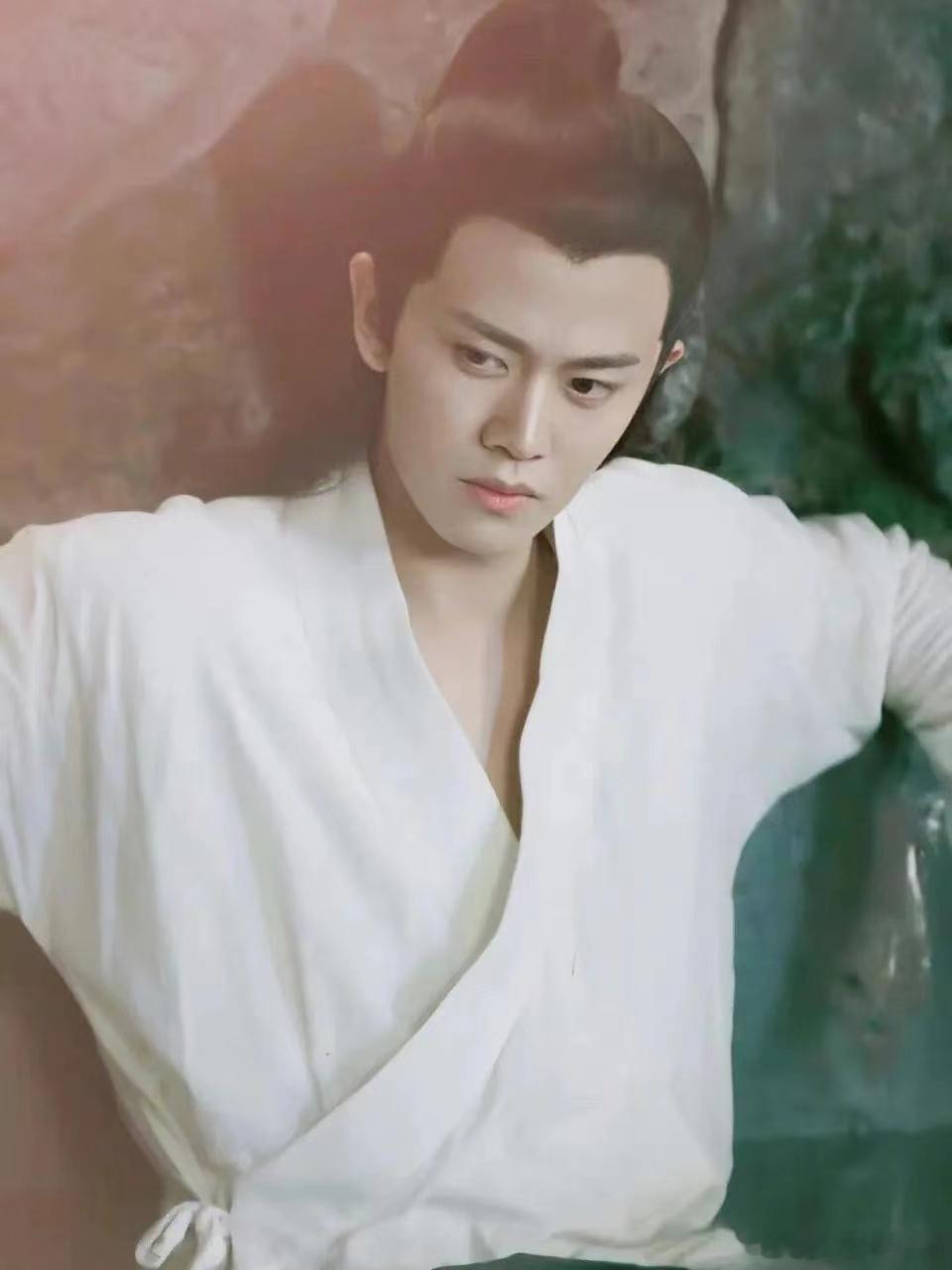 锦衣之下[超话] ³“我陆绎从来不信神佛，可是这一次，真希望你们能显灵。”   