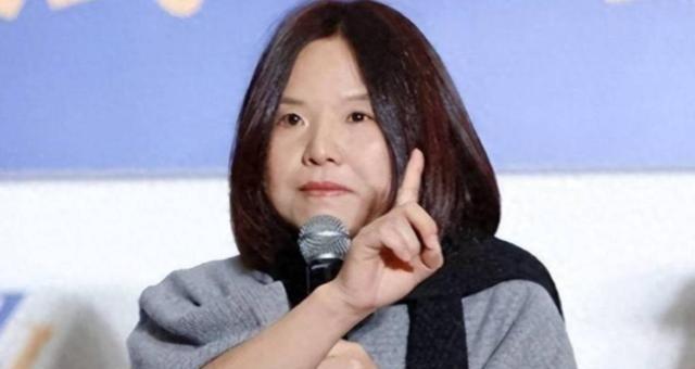 “中国的钱我是不会还的！”一位女企业家欠下200亿巨额债务，却一分钱都不还。随后