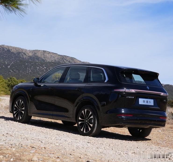 中国六大国有车企：       
1、一汽——央企，坐标长春
2、长安——央企，