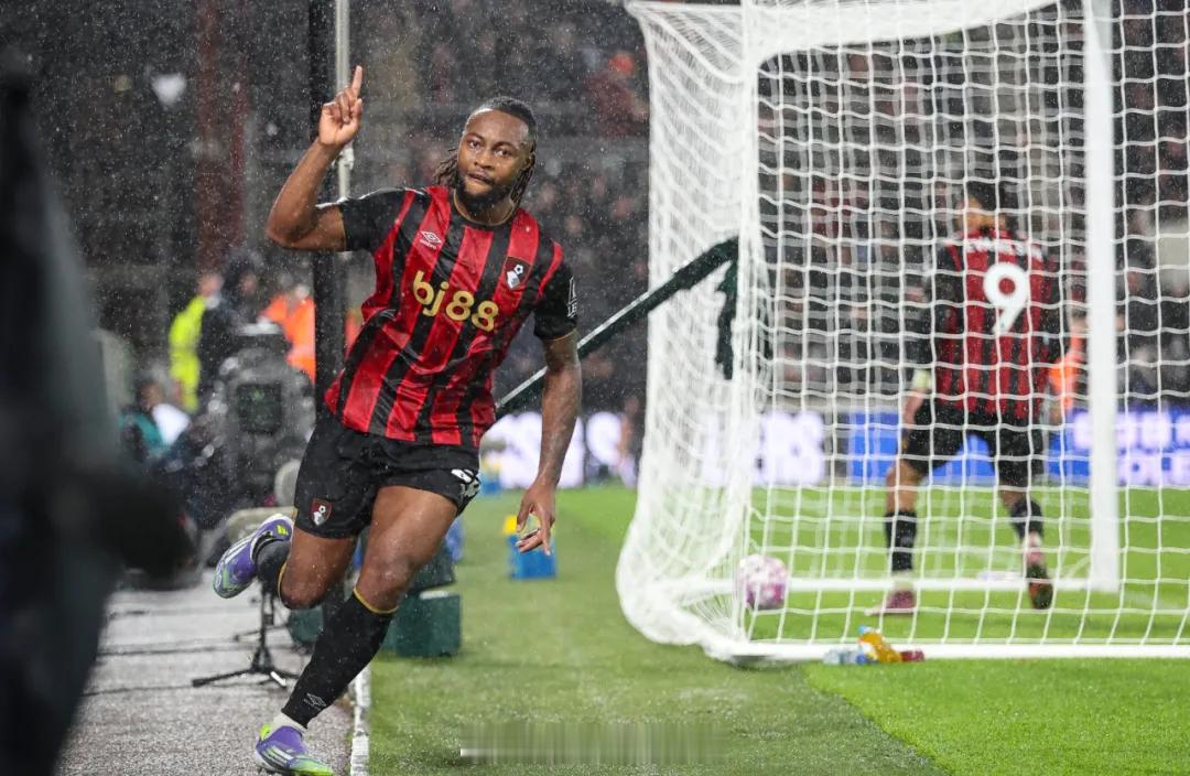 罗马诺消息，塞梅约合同中一月份生效的解约金条款为6000万英镑固定费用，加500