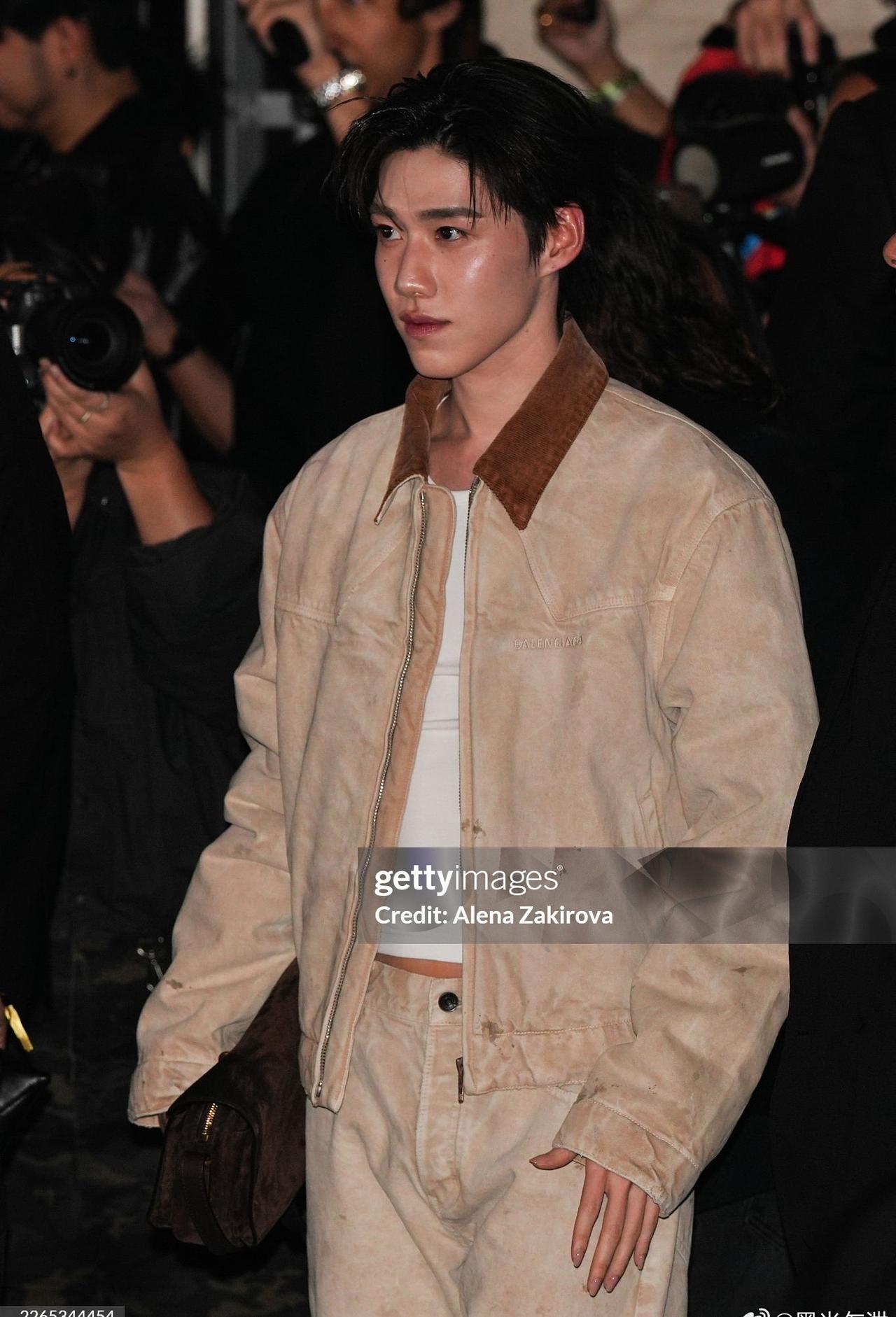 PP出席Balenciaga秀场： ​​​