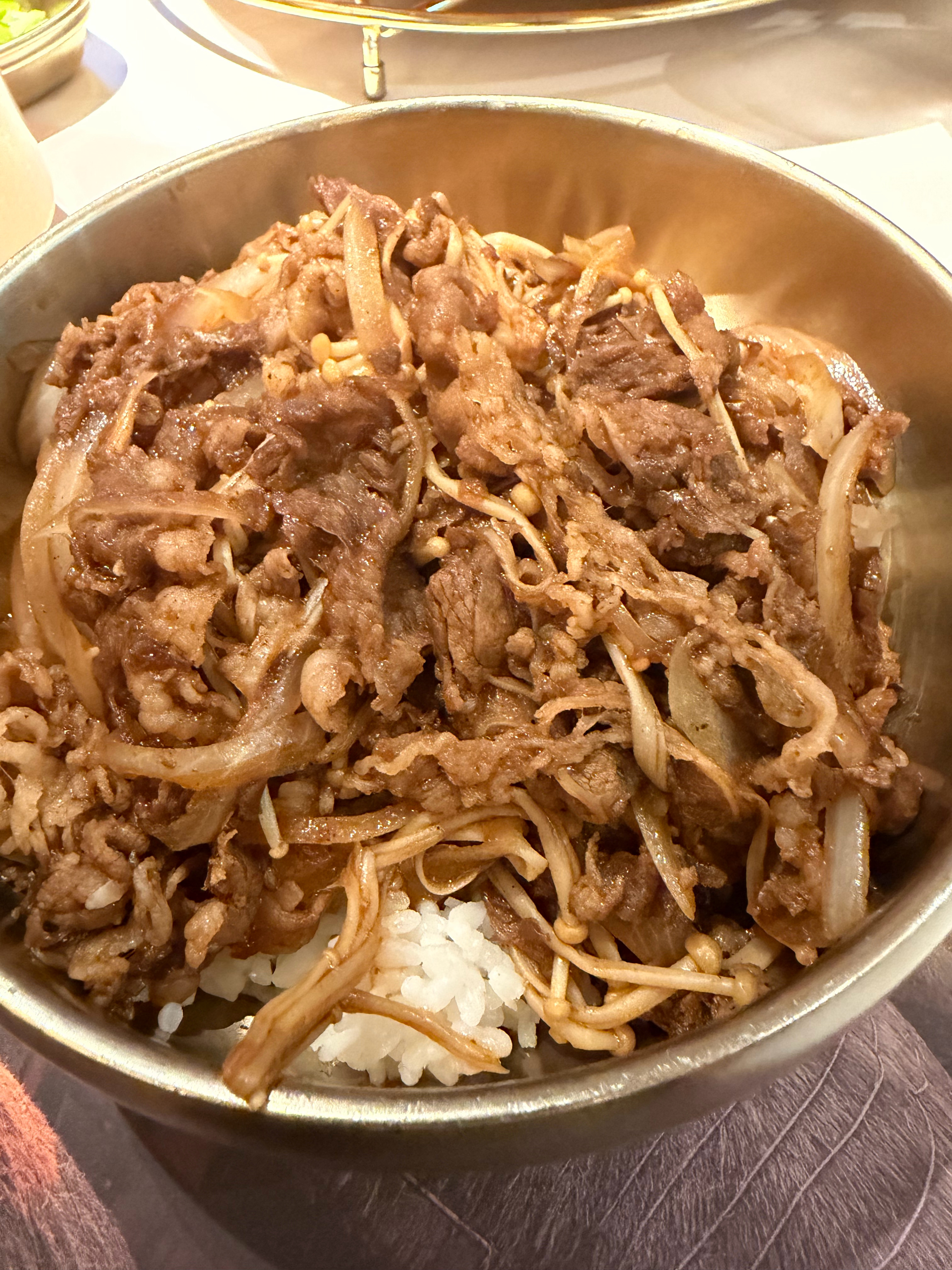 豪吃 ​​​