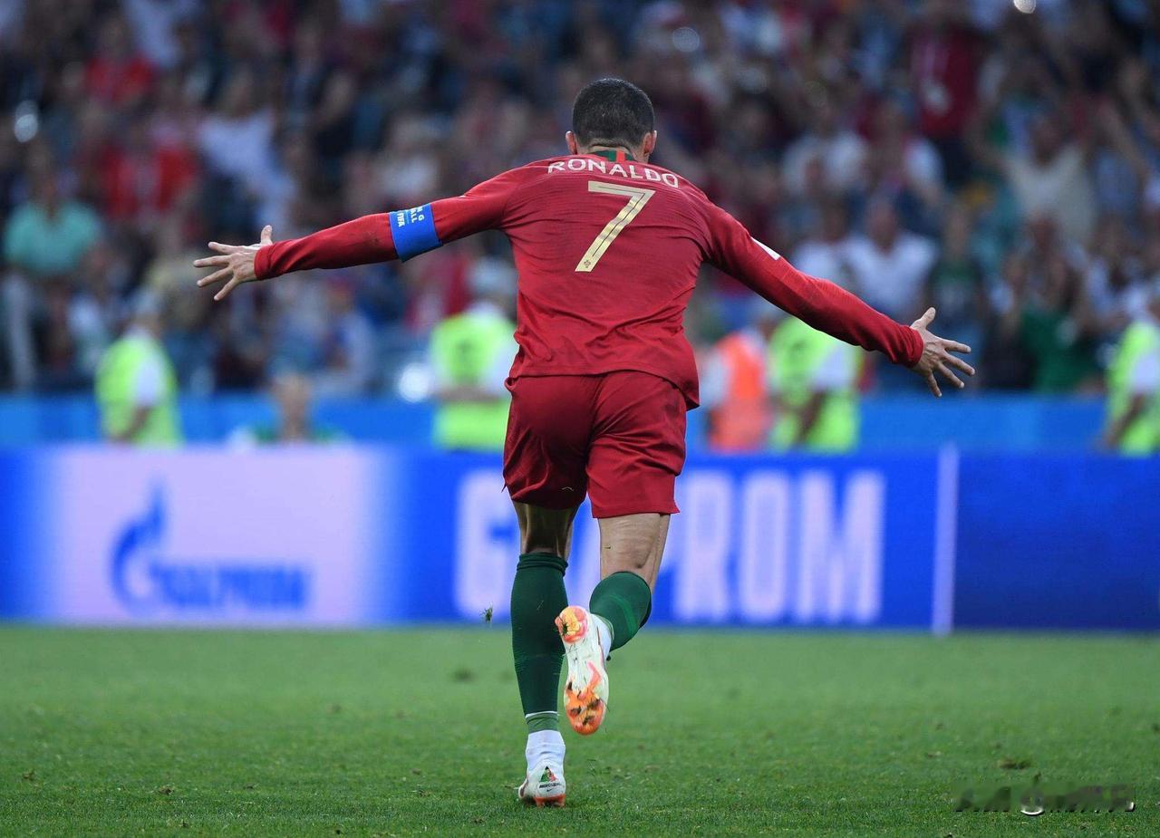 大家预估C罗踢到多少岁退役？