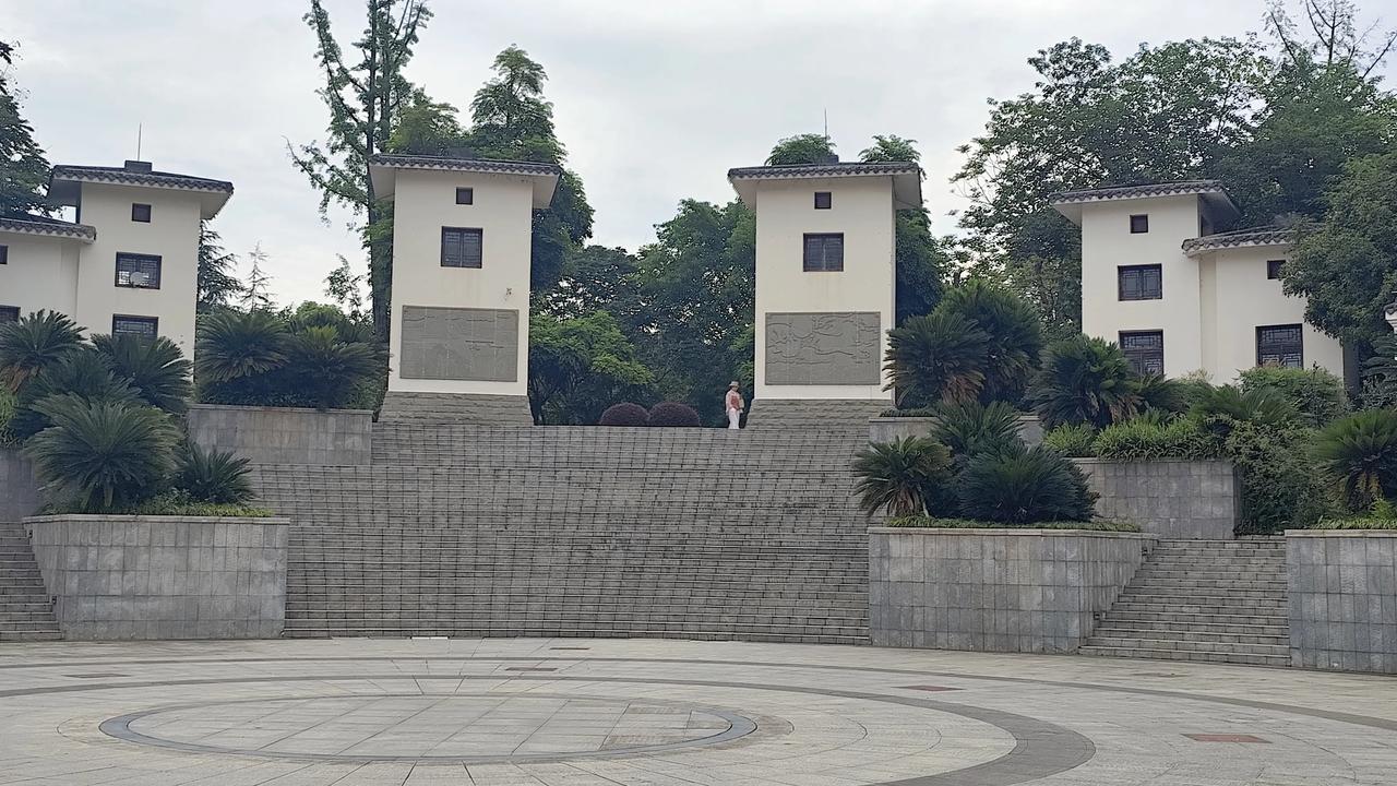 是市民们休闲，娱乐，健身的好去处！