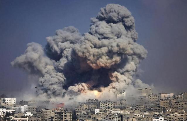 当地时间3月30日，沙特和阿联酋撕毁中立协议，向美军敞开大门，中东局势再次升级，