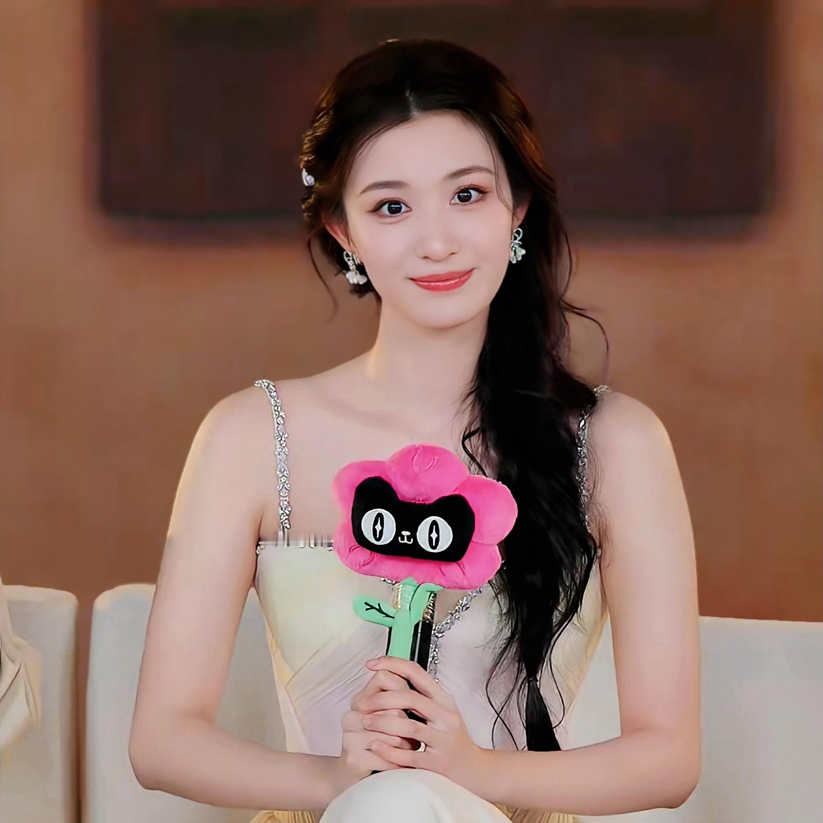 王楚然[超话] [心]王楚然现在就出发[心]王楚然现在就出发4 今天直播的可爱小