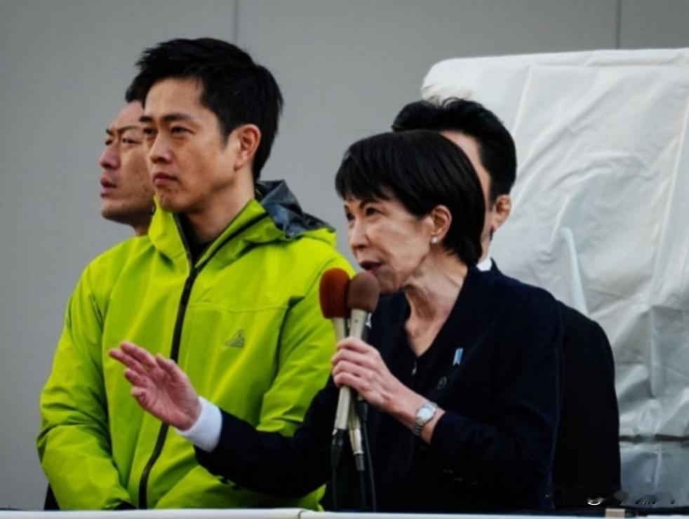 日本7.7级强震，国际援助大规模缺席！很多人以为这是各国冷漠、人道主义退潮。错了