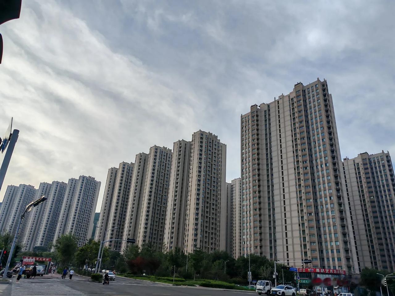 现代人住的有多悲哀？周末骑着电动车出去转了一圈，走到了104国道，因为之前在这个