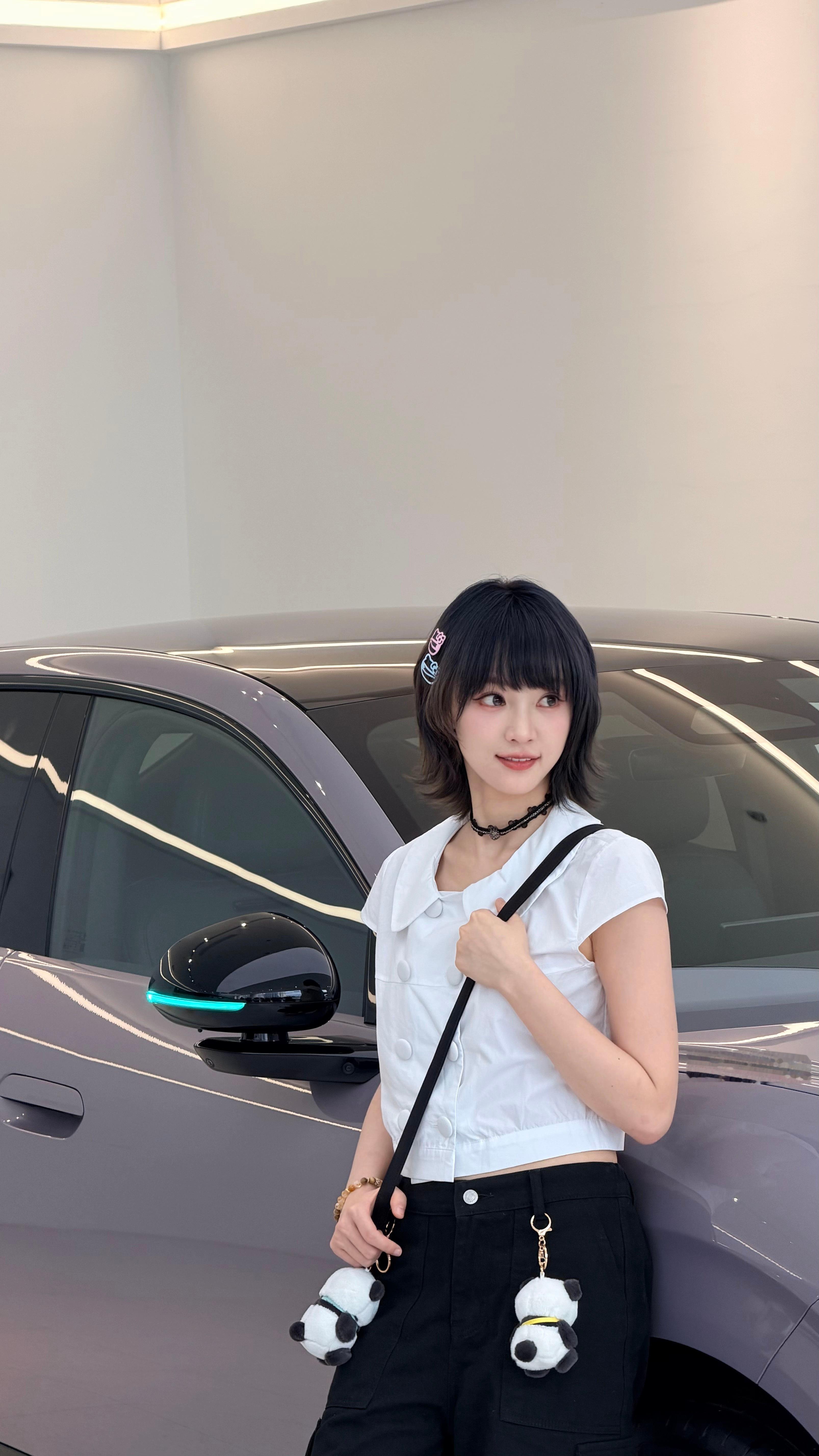 黄灿灿真买车了 猜车~