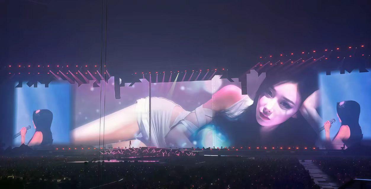 Giselle侧躺大屏Giselle侧躺大屏美神降临 所有人感受Giselle这