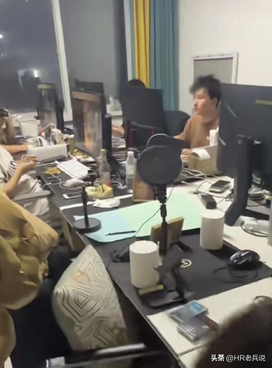 张雪峰老师这件事，越发让我佩服之前一个从大厂“下嫁”我们公司的一位老哥的明智，当