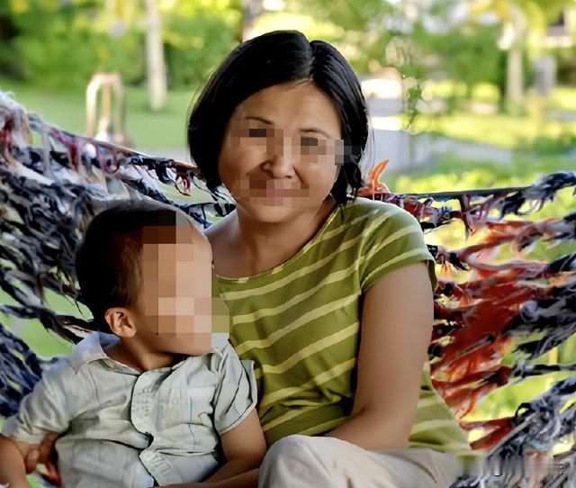 云南，一女子年轻时恋爱脑，跟丈夫认识2个月之后就闪婚，没想到，20年的婚姻生活，