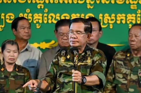 洪森可能后悔了，本以为把佩通坦弄下去，泰国这边就安分了，结果阿努廷更加的硬核，这