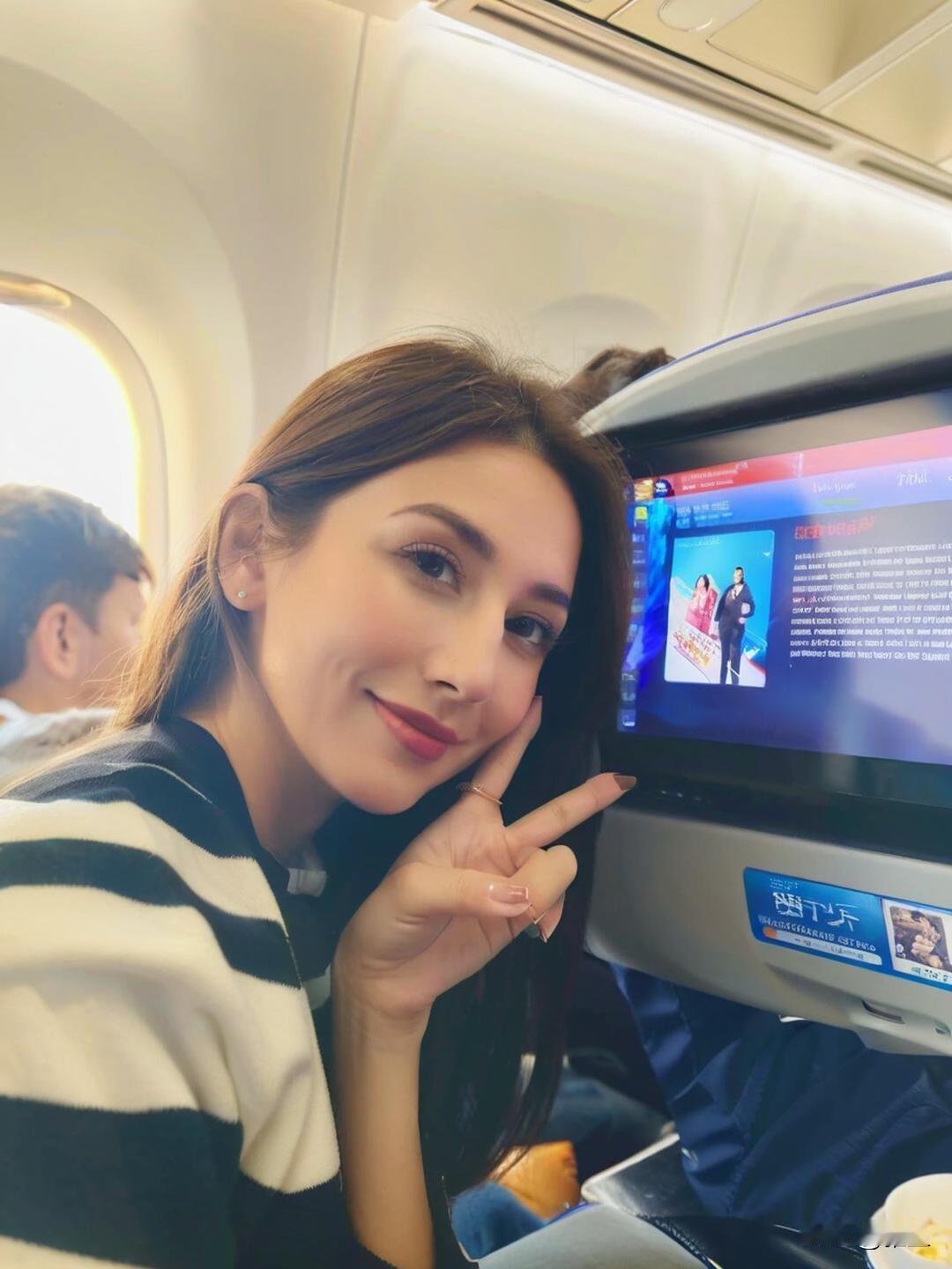 在飞机上的随手拍，看起来却美丽极了。