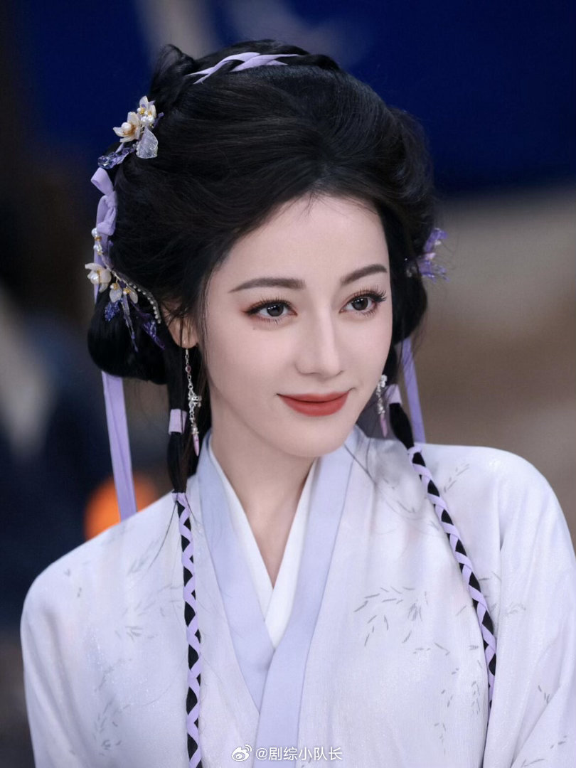 谁懂迪丽热巴这张脸之权威迪丽热巴这段好带感迪丽热巴的贺思慕真的无可替代！《白日提