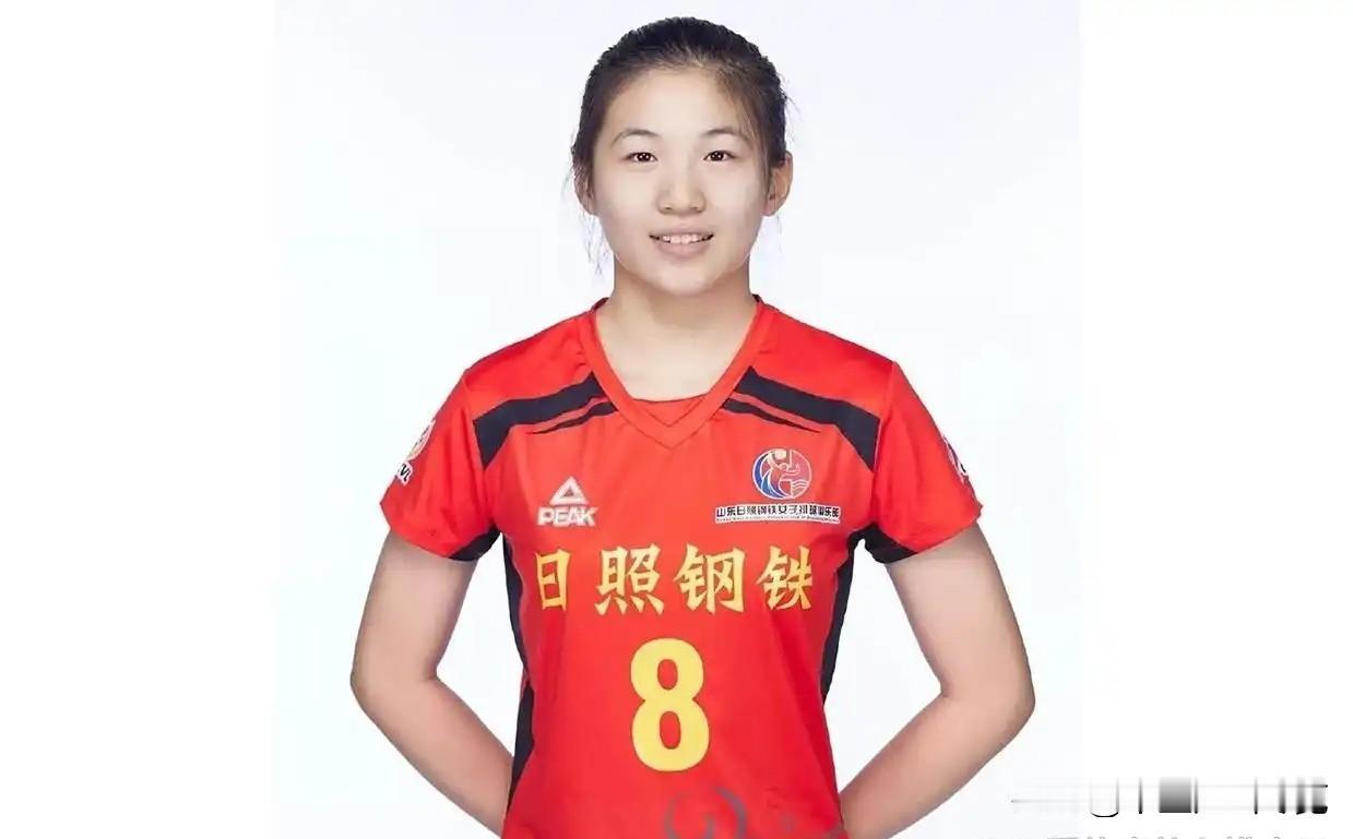 张梓萱和解盛钰，该重点培养谁？
      昨晚，2026世界女排联赛香港站收官