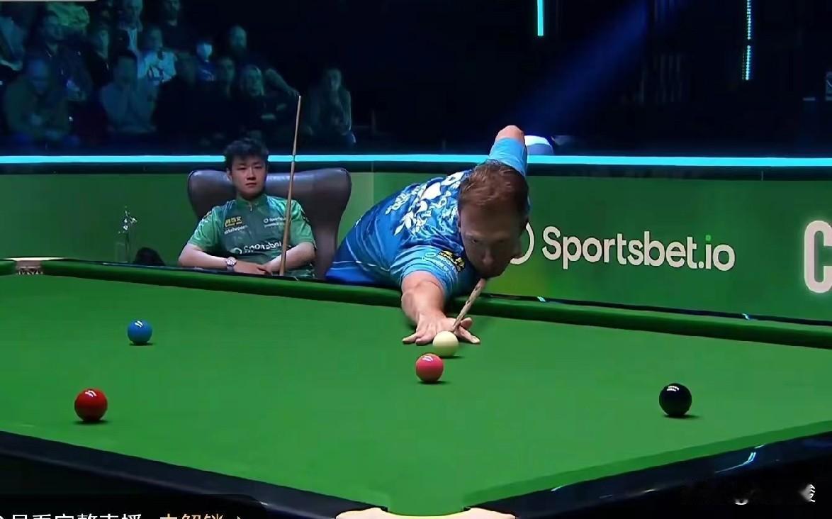 冠中冠半决赛，赵心童2-6不敌特鲁姆普，无缘决赛。赵心童2-0领先，连丢6局。明